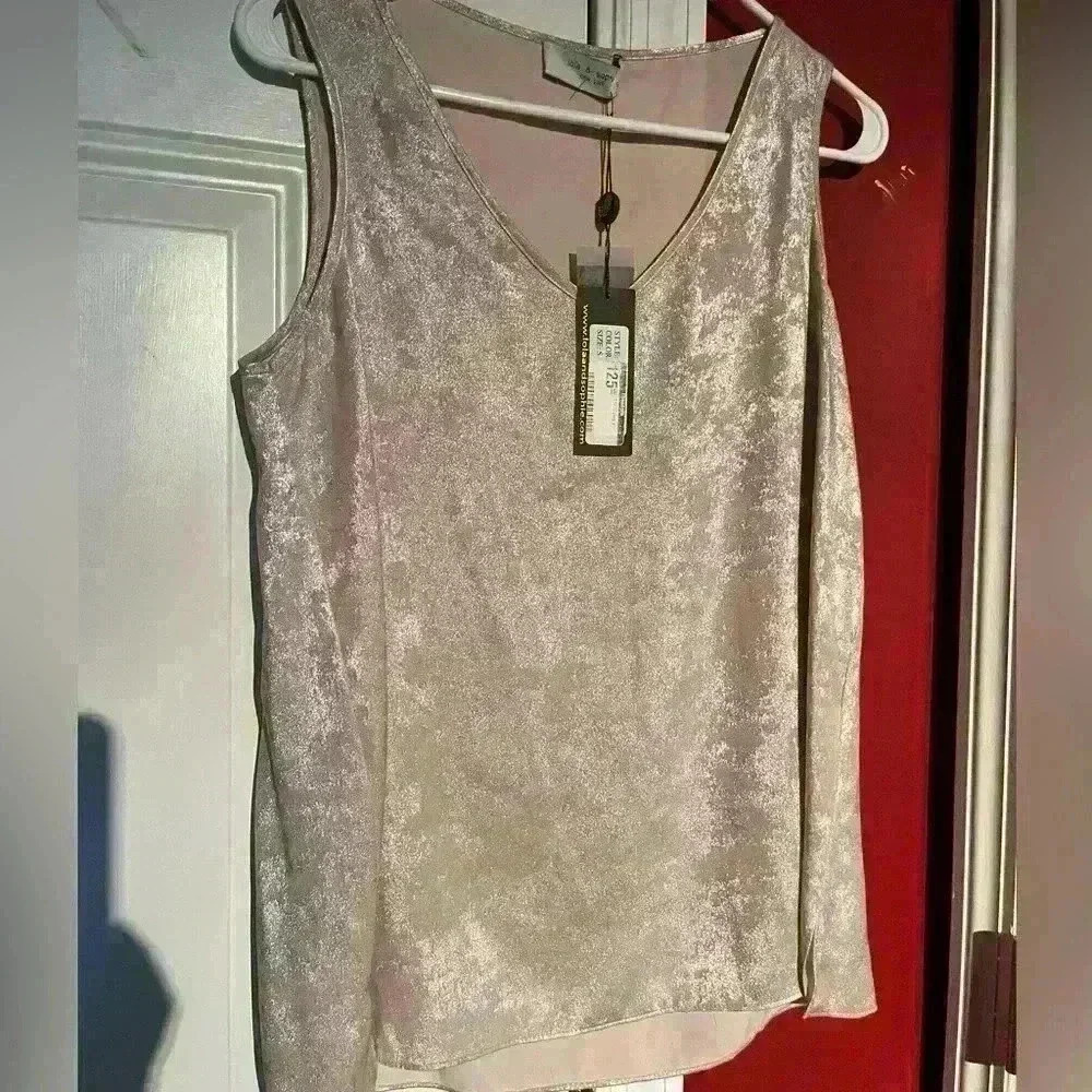 Lola & Sophie theadora foil satin pink new blouse top v neck small NWT